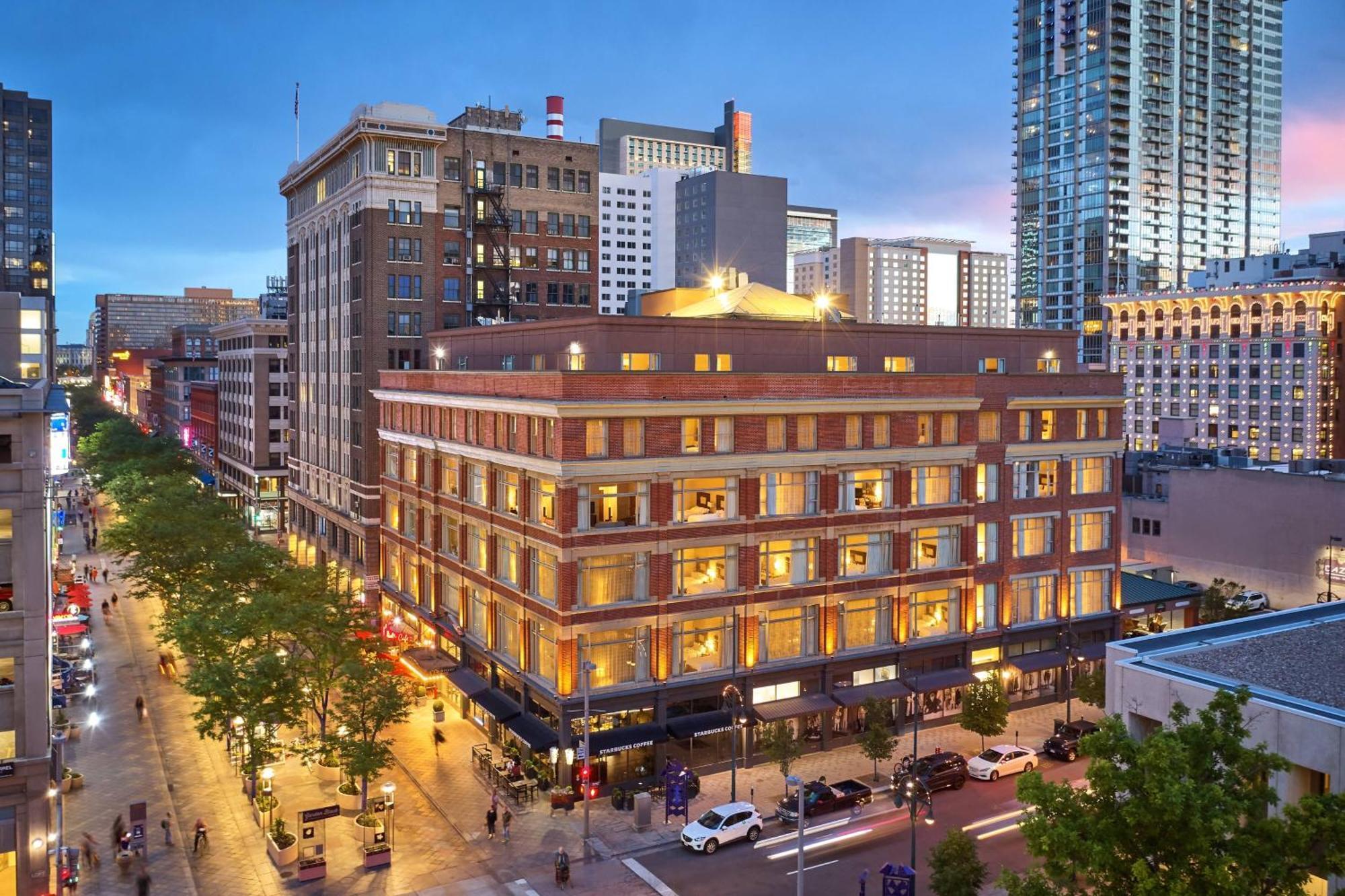 Courtyard By Marriott Denver Downtown Extérieur photo