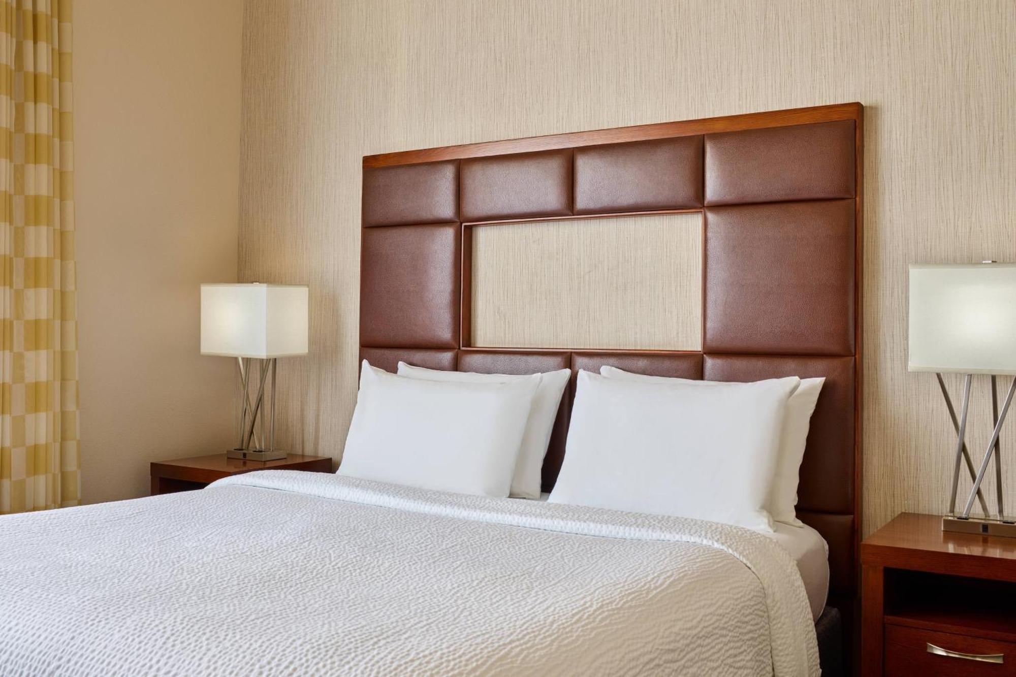 Courtyard By Marriott Denver Downtown Extérieur photo