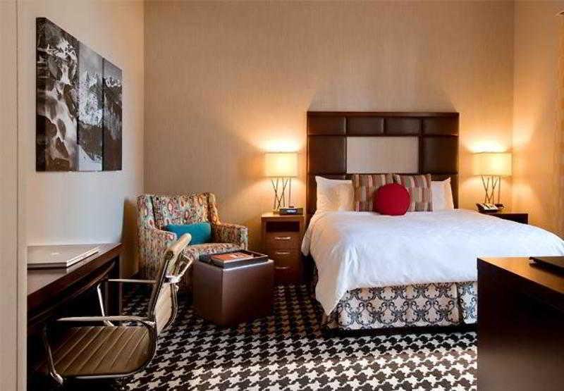 Courtyard By Marriott Denver Downtown Extérieur photo
